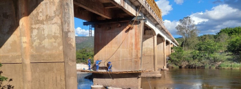 ATENÇÃO MOTORISTAS: DER-MG prepara liberação parcial de tráfego da ponte sobre o Rio Jequitinhonha, em Diamantina
