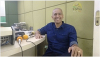 Morre o psicólogo Leônio Tomas, apresentador do Programa &quot;De bem com a Vida&quot; na Folha FM