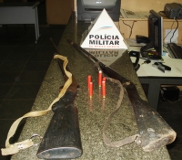 Santa Efigênia de Minas: dois homens são presos por posse ilegal de arma de fogo
