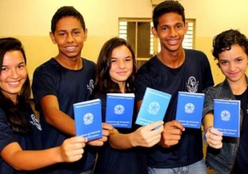 A partir dos 14 anos: Governo vai lançar Pronatec para jovens aprendizes
