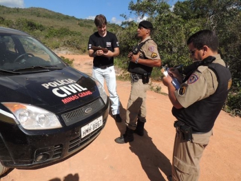 Suspeitos de envolvimento em roubo de carro são presos próximo a Conceição do Mato Dentro