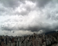 Tempestade que castigou São Paulo deixa Minas em alerta