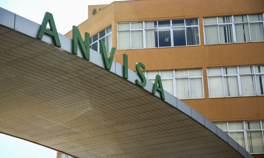 Anvisa prorroga por 1 ano uso emergencial de vacinas contra a covid-19