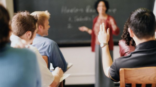 Governo de Minas Gerais nomeia mais 2.500 professores para a rede estadual de ensino