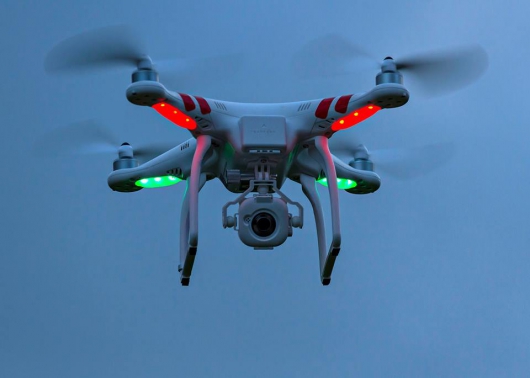 Utilização de drones requer atenção redobrada com a rede elétrica