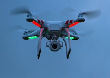 Utilização de drones requer atenção redobrada com a rede elétrica