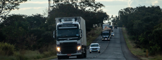 Definidas restrições de circulação de veículos de carga durante feriados de 2022