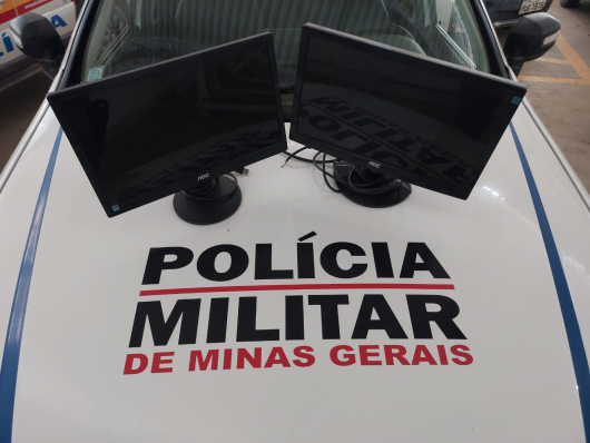 Veículo e materiais furtados em estacionamento no Centro de Guanhães são recuperados pela PM