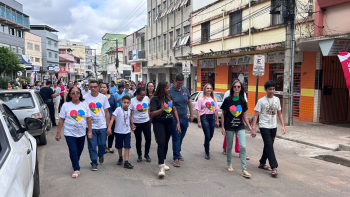 DIA MUNDIAL DE CONSCIENTIZAÇÃO SOBRE O AUTISMO REÚNE FAMÍLIAS NO CENTRO DE GUANHÃES