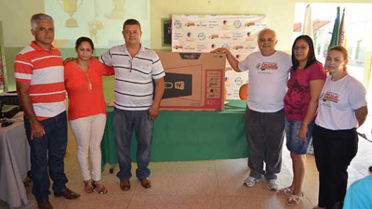 Belo Oriente entrega prêmios a escolas e alunos vencedores de concursos contra a dengue