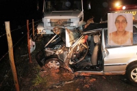 Carreta com placa de Virgin&oacute;polis se envolve em batida na zona rural de Santa Maria de Itabira