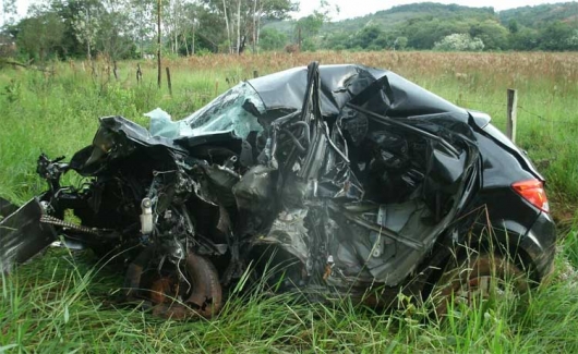 Pelo menos 25 pessoas morreram em acidentes nas rodovias que cortam Minas Gerais