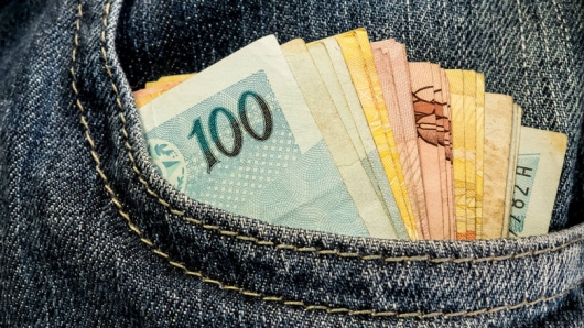 Aposta do PR acerta Mega-Sena e leva prêmio de R$ 46,9 milhões