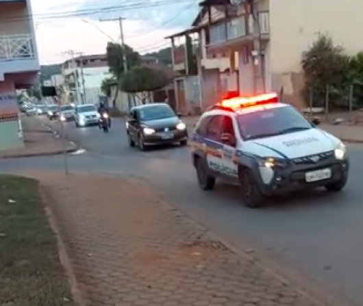 MOBILIZAÇÃO: Moradores de São João Evangelista clamam por justiça após caso de estupro ocorrido na cidade