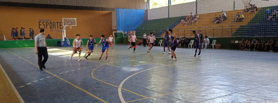 Festival de Esportes FEEMG na modalidade de handebol. 