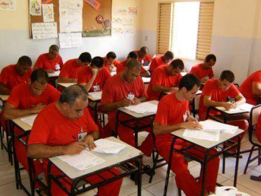 Enem para privados de liberdade será aplicado em nova data; 16 detentos farão a prova no presídio de Guanhães