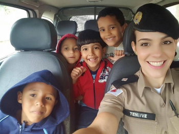 Dia das Crianças: Polícia Militar realiza atividades com alunos da E.M Pio Nunes Coelho