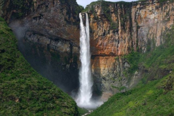 Conceição Do Mato Dentro: Cachoeira do Tabuleiro continua a receber visitantes, informa Prefeitura