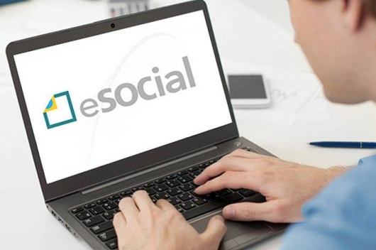 Prazo para pagar guia do eSocial de janeiro termina nesta sexta