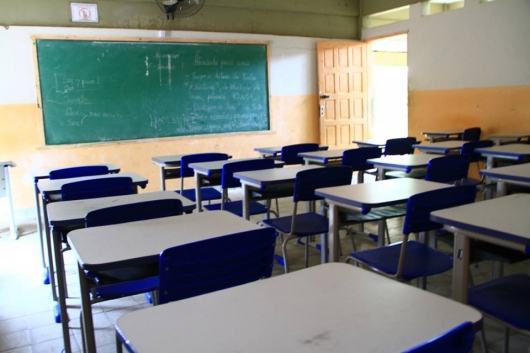Secretaria do Estado de Educação suspende as aulas da rede estadual de ensino por conta da crise de abastecimento