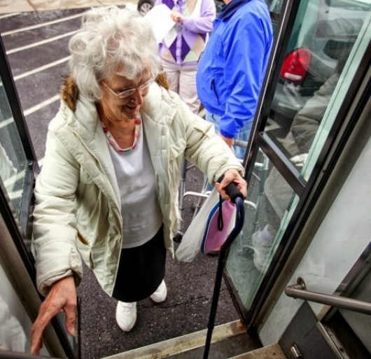 Aprovado passe livre aos idosos nos ônibus intermunicipais de MG