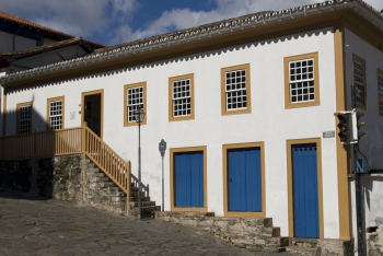 Museu do Diamante recebe a exposição “Em Construção” do artista Calebe Silva Ribeiro
