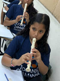 Projeto Tocando o Amanhã Ano II acolhe novatos e prepara repertório de Natal em Guanhães
