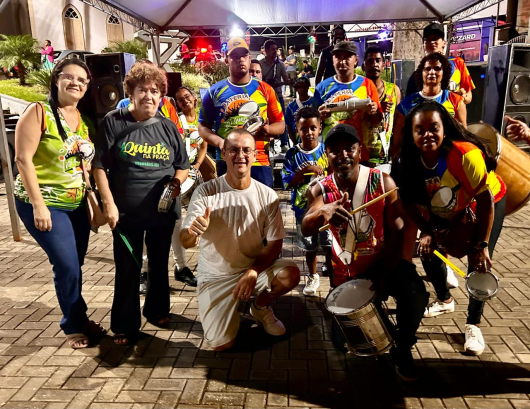 Quinta na Praça Retorna em Grande Estilo: Escola de Samba Vai Quem Quer Já Está Esquentando os Tamborins para o Carnaval 2025
