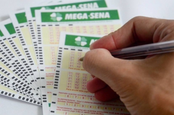 Mega-Sena pode pagar prêmio de R$ 3 milhões nesta quarta-feira