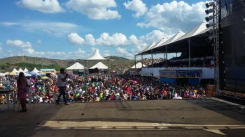 Solidariedade: Show de Prêmios da APAE conta com milhares de pessoas de toda a região