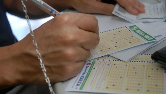 Governo autoriza a Caixa a reajustar preço das apostas das loterias; Mega-Sena custará R$ 4,50