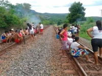 Liberado trecho da Estrada de Ferro Vitória a Minas ocupado por Krenaks