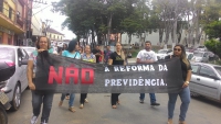 Professores à Câmara Municipal de Guanhães nesta segunda, manifestarem mais uma vez contra a Reforma da Previdência