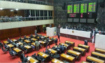 Senado aprova fim de coligações em eleições para deputados e vereadores