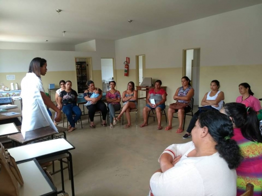 “OUTUBRO ROSA”: Saúde da mulher é tema de encontro no distrito de Correntinho