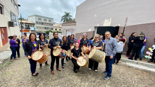 Caminhada em alusão à Campanha “Faça Bonito” movimenta as ruas centrais de Guanhães