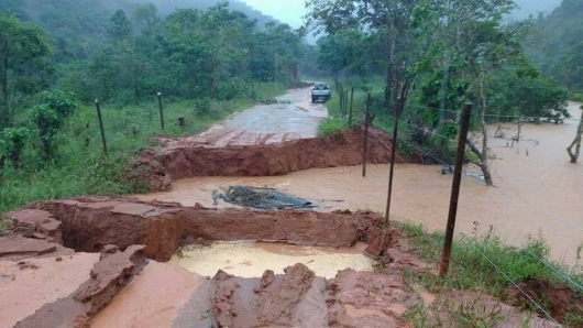 Chuvas acendem alerta para desastres naturais e deixam estragos em vários pontos da região