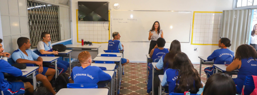 Aberto período de escolha de vagas para remoção estadual de servidores da Educação