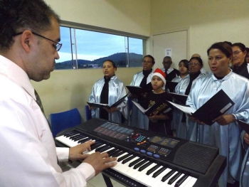 Coral Villa Lobos apresenta nesta sexta a abertura da 10ª Cantata de Natal