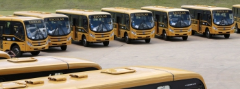 Mais uma cidade da região é contemplada pelo governo de Minas com ônibus para o transporte escolar
