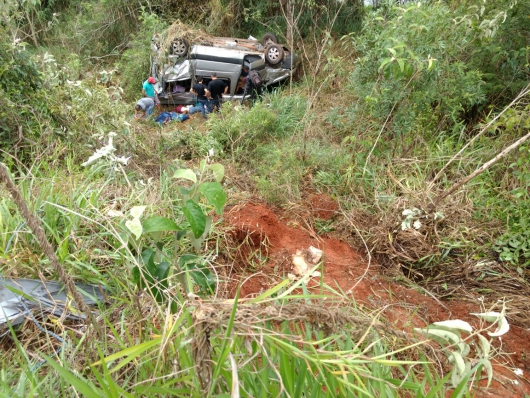 TRAGÉDIA: Acidente envolvendo van de Virginópolis deixa pelo menos três vítimas fatais na ALM-129, em Itabira