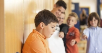 Dilma sanciona lei que obriga escolas e clubes a combaterem bullying
