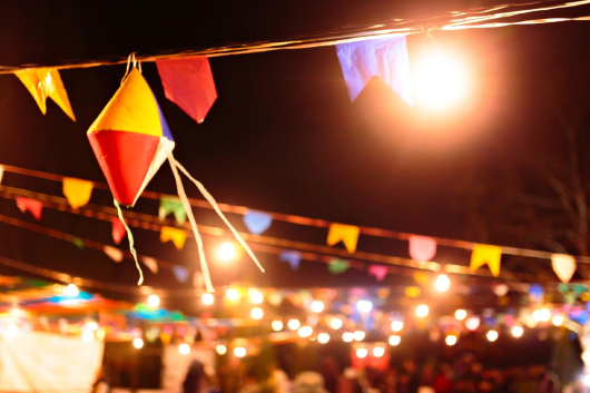 ÉPOCA DE FESTA JUNINA: Confira cuidados importantes para evitar acidentes com a rede elétrica