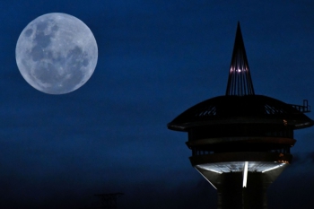 Impressionante: Superlua do Ano-Novo foi a 2&ordf; mais brilhante desde 2000