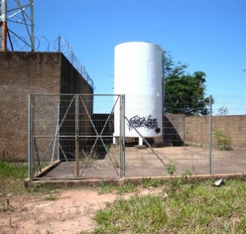 Ladrões roubam equipamentos do SAAE na caixa d’água do bairro Santa Tereza