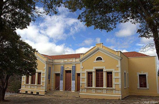 Diamantina: Teatro Santa Izabel terá programação especial neste mês de março