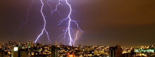 Cemig alerta população sobre cuidados e segurança durante tempestades