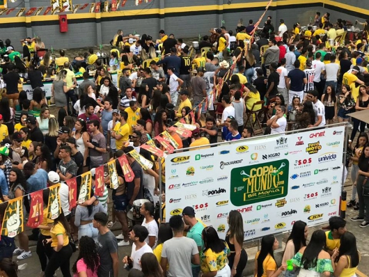 GUANHÃES: Moradores festejam estréia do Brasil na Copa mesmo sem a tão esperada vitória