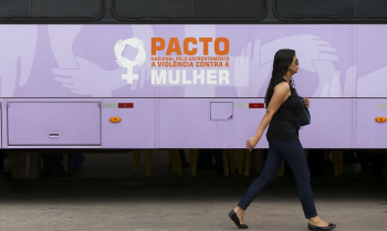 Lei Maria da Penha completa 16 anos e o combate à violência de gênero ganha campanha “Agosto Lilás”