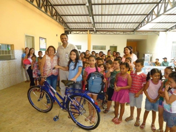 CENIBRA premia escolas e estudantes de quatro cidades da região